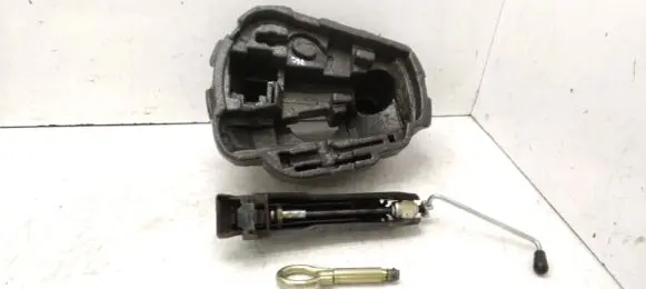 Seat Toledo II (1M) Tool box 1UO011031A 4D0012219A 1J0012115