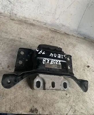 Seat Leon (5F) Gearbox mount 5q0199555