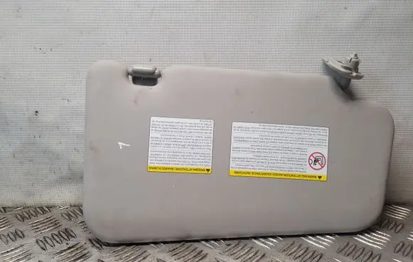 Nissan Juke I F15 Sun visor