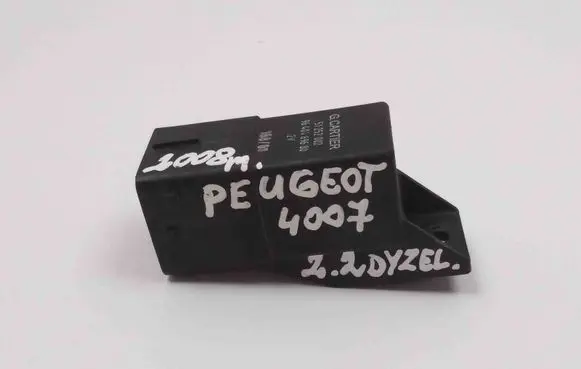 Peugeot 4007 Glow plug pre-heat relay 9640469680 51252002