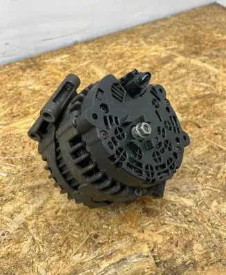 Audi A6 S6 C6 4F Generator/alternator 06E903016T 0121715050