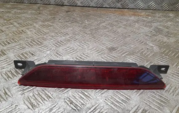 Dodge Caliber Third/center stoplight 05303754ad
