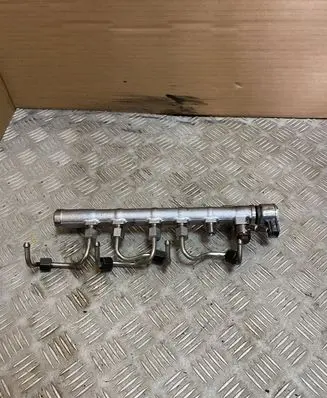 Volvo S60 Fuel main line pipe 31303612 10R00082