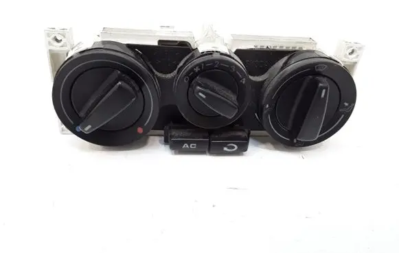 Skoda Octavia Mk1 (1U) Climate control unit