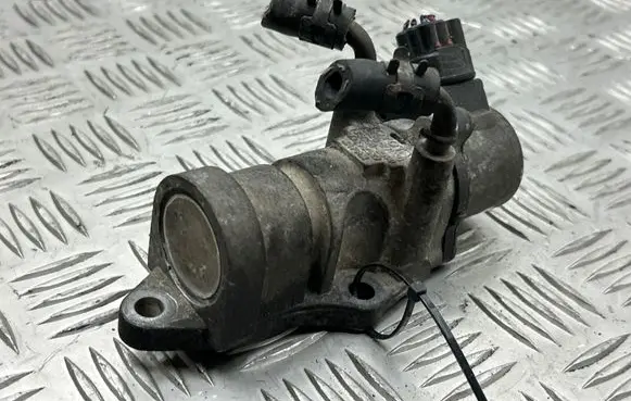 Toyota Previa (XR30, XR40) II EGR valve