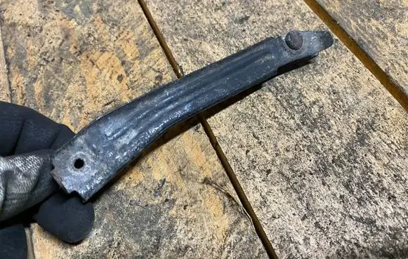Mercedes-Benz R W251 Fender mounting bracket a2518801114 2518801114