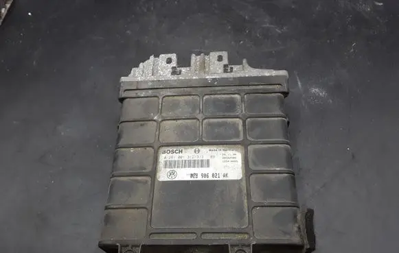 Volkswagen PASSAT B4 Engine control unit/module 028906021AK 0281001312 28SA2506