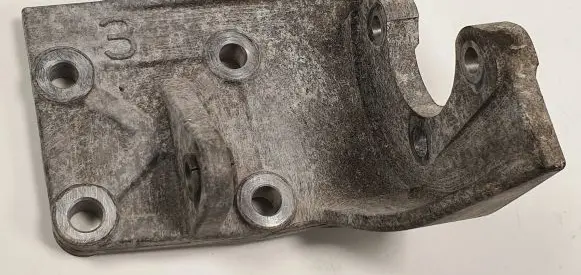 Infiniti FX Engine mounting bracket