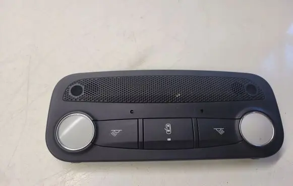 Audi A3 S3 8P Headlining lighting console trim 8J0947111BB