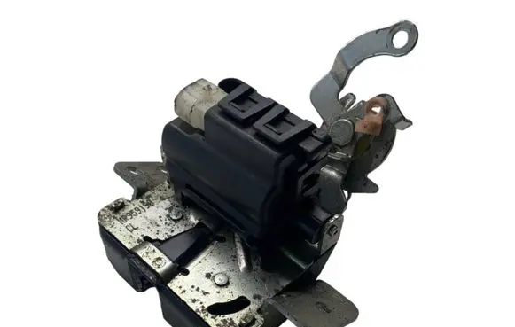 Mitsubishi Colt Tailgate/trunk/boot lock/catch/latch MR959190