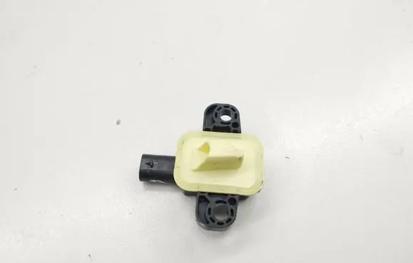 Mercedes-Benz B W246 W242 Airbag deployment crash/impact sensor A1668210351 Q025672500 56054084AA