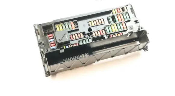BMW 7 F01 F02 F03 F04 Fuse module 9234421 217033442E