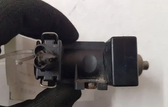 Saab 9-5 Turbo solenoid valve 55354529 70091700