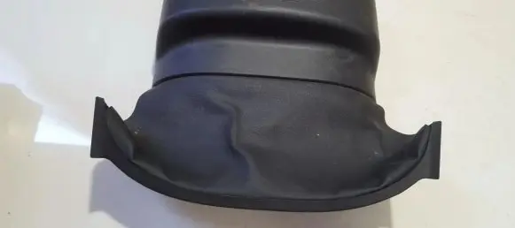 Steering wheel column trim