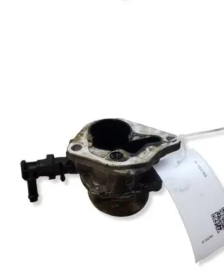 Nissan Qashqai Vacuum pump 