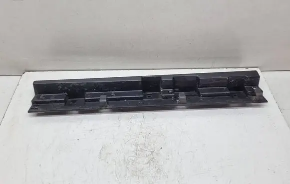 BMW 2 F46 Sill/side skirt trim 7301939 51777301939