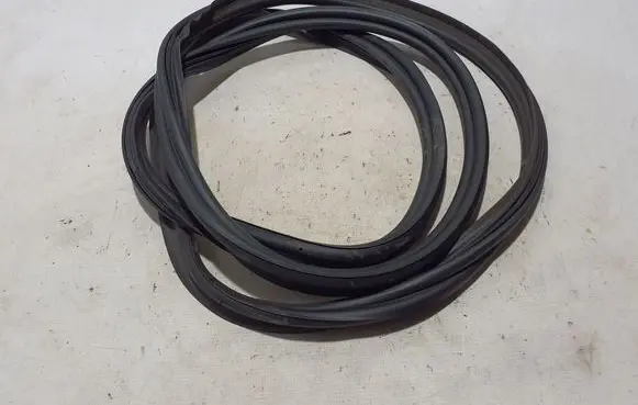Mercedes-Benz EQS V297 Trunk rubber seal (body) A2977402600