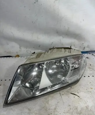 Skoda Octavia Mk2 (1Z) Headlight/headlamp 1eL35402701 2010112102A