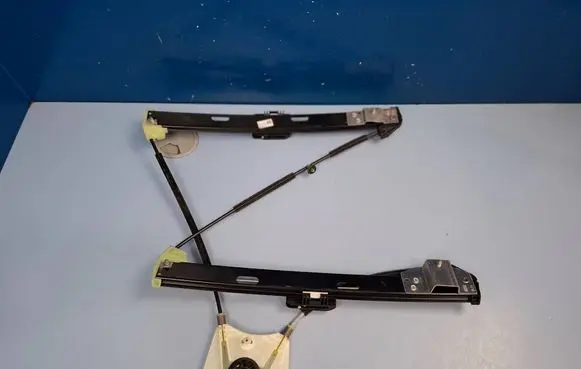 Volkswagen T-Roc Front door electric window regulator 2GA837462F