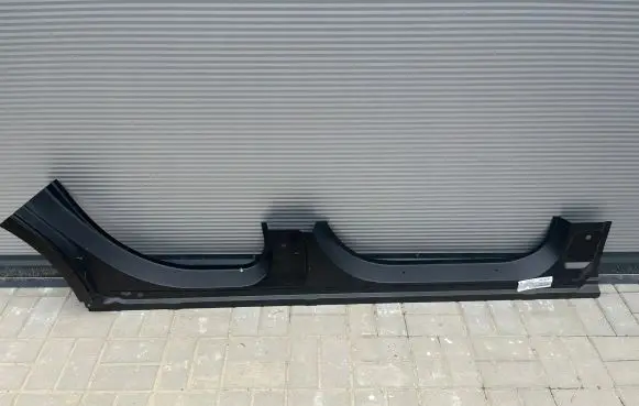 Mercedes-Benz C W205 Front bodywork piece 