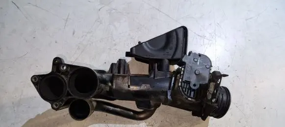 Mercedes-Benz E W211 Vacuum air tank A6421400087