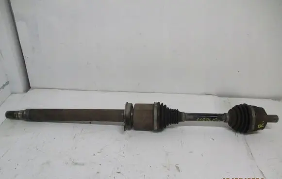 Volvo XC40 Front driveshaft P32240099