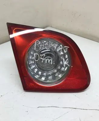 Volkswagen PASSAT B6 Tailgate rear/tail lights