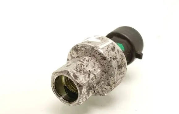 Opel Mokka X Air conditioning (A/C) pressure sensor 13587668 9030B07