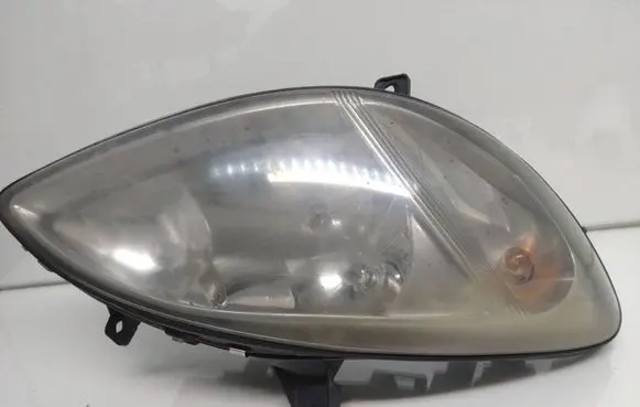 Mercedes-Benz Vito Viano W639 Headlight/headlamp 24670000 24670400