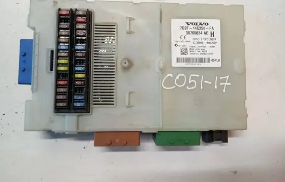 Volvo XC60 Fuse module 30765624AE 7G9T14C256FA 3659AF01125TP