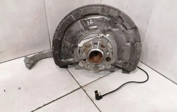Mercedes-Benz SL R231 Front wheel hub A2313320801