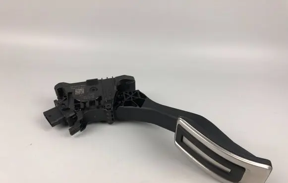 Audi Q4 e-tron Accelerator throttle pedal 1EC723503