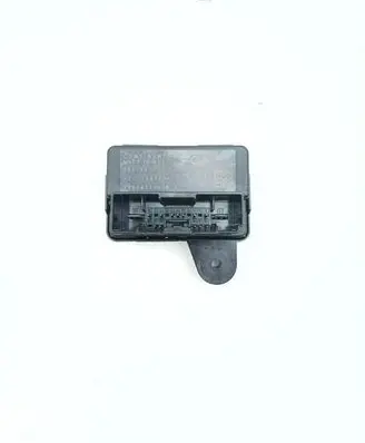 Jeep Grand Cherokee WL Seat heating relay 68414972AE