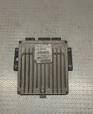 Renault Kangoo II Engine control unit/module 8200909666