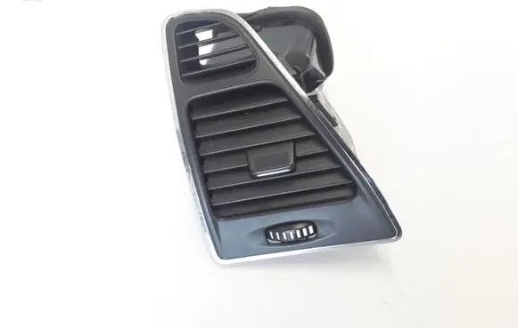 Renault Latitude (L70) Dashboard side air vent grill/cover trim 687611851R