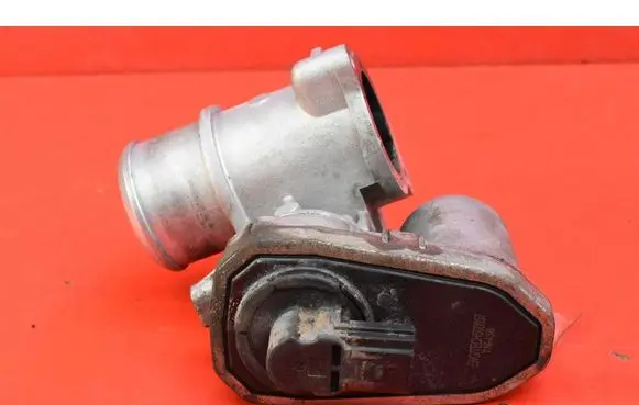 Ford Mondeo Mk III EGR valve 500057
