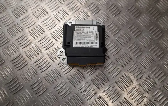 Mercedes-Benz GL X166 Airbag control unit/module A1669001709