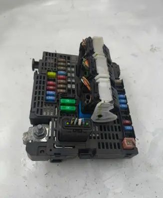 Citroen C4 II Fuse box set 9807427980 AB100 BSNAB100