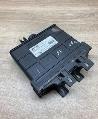 Audi A3 S3 8L Gearbox control unit/module 01M927733AK 5WK3352A
