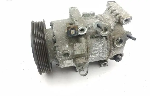 KIA Sportage Air conditioning (A/C) compressor (pump) 97701D7300