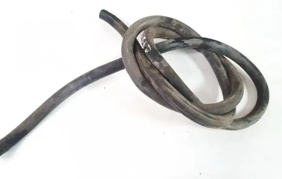 Volvo S60 Engine coolant pipe/hose