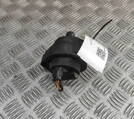Jaguar I-Pace Electric auxiliary coolant/water pump J9D38501AA J9D318D473AA