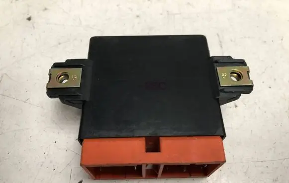 Volvo S40, V40 Other relay 30852028 5DF00773701
