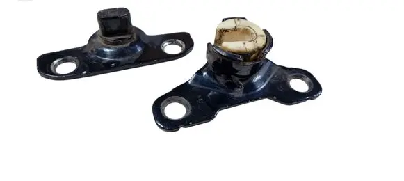 Ford F150 Tailgate hinge 