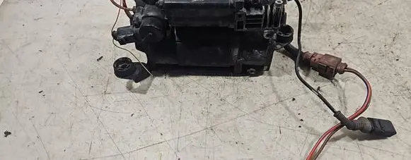Audi A6 S6 C6 4F Air suspension compressor/pump 4F0616005D 0010740 4154034100