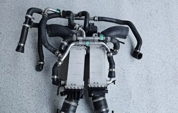 Alfa Romeo Giulia Intercooler radiator