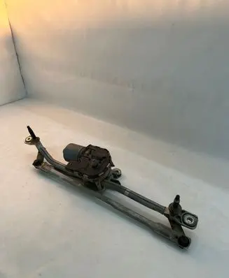 Audi Q5 SQ5 Front wiper linkage and motor 1137328703