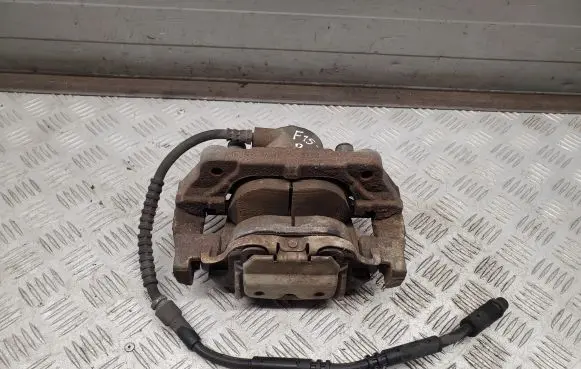 BMW X5 F15 Front brake caliper 6776784