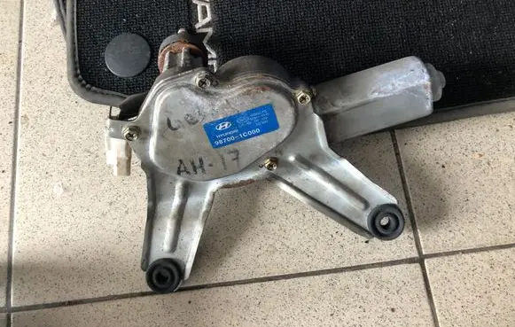 Hyundai Getz Tailgate/trunk/boot lock/catch/latch 987001C000 035111370