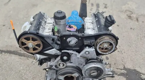 Audi A6 S6 C5 4B Engine